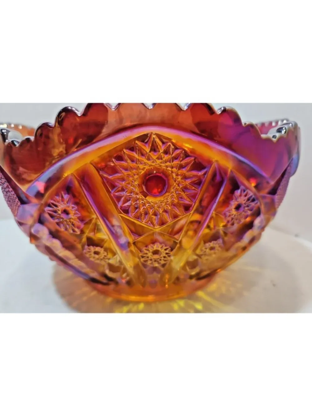 Vintage Indiana Glass Sunset Orange Amberina Heirloom Carnival Glass Bowl 8.5”
